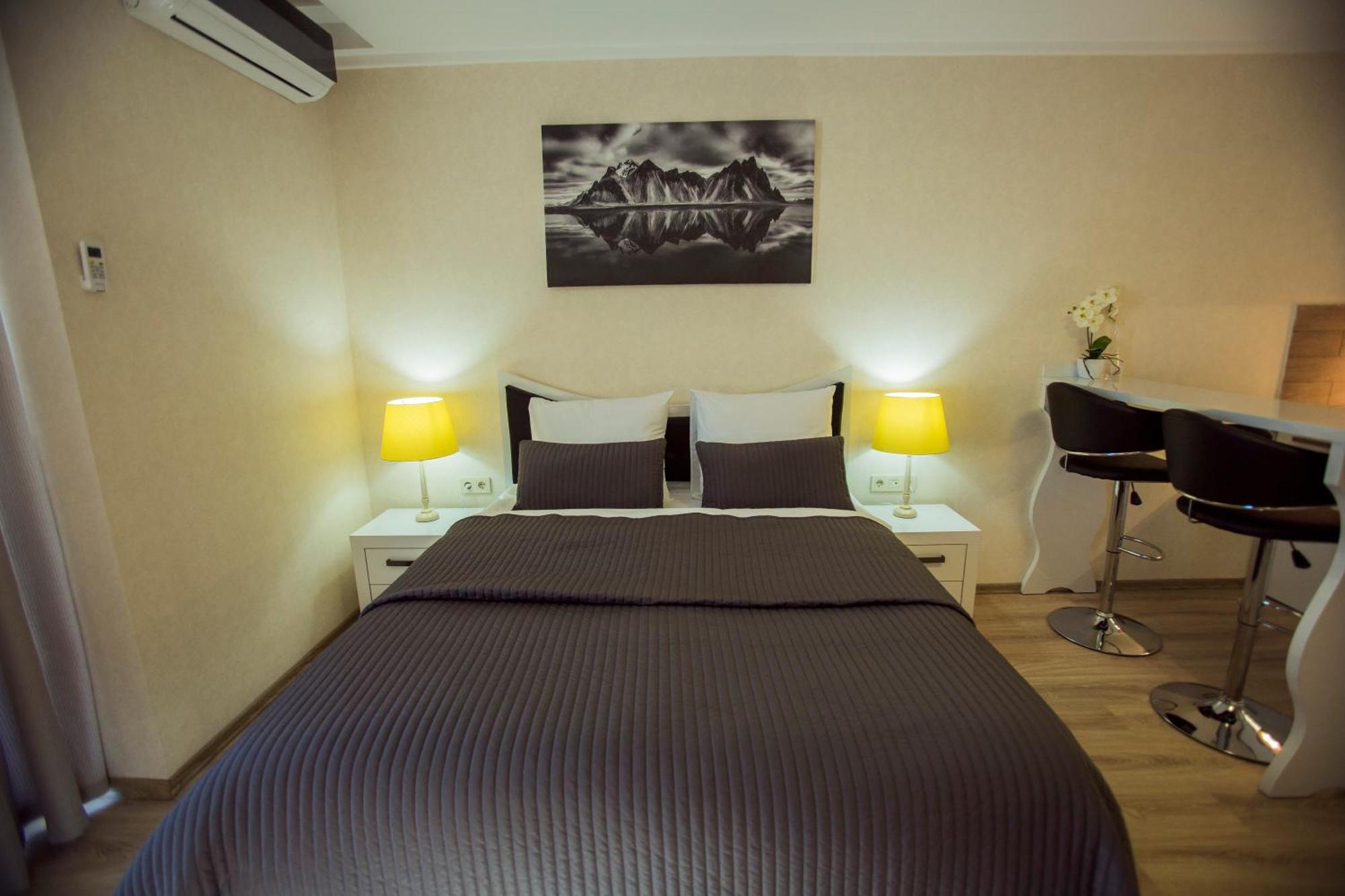 Aparthotel Holiday Lux Batumi Ngoại thất bức ảnh