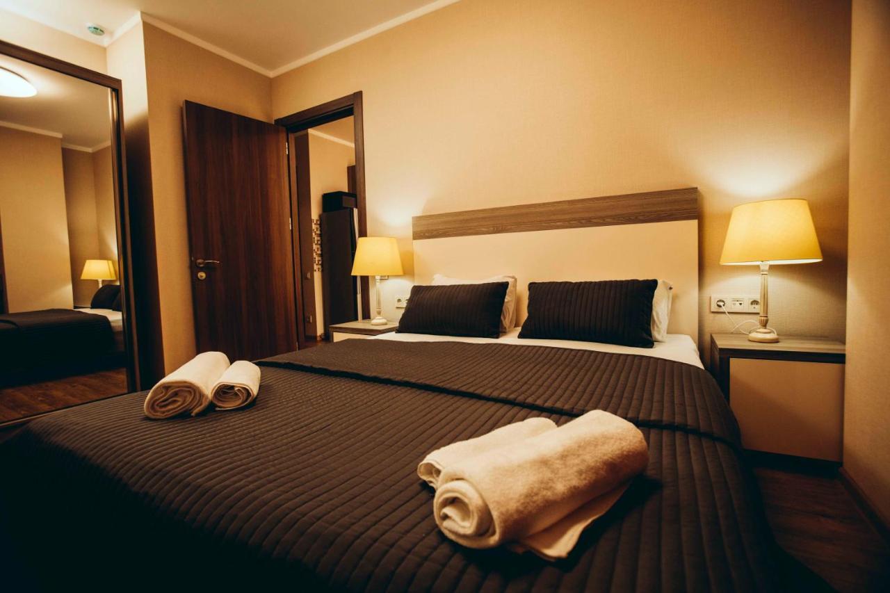 Aparthotel Holiday Lux Batumi Ngoại thất bức ảnh